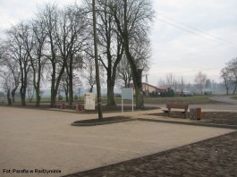Utwardzenie placu w Radzyminie_na gotowo_2014 (1)