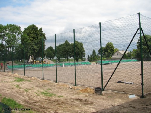 Budowa zespołu boisk i urządzeń lekkoatletycznych_27.06.2013r. (4)