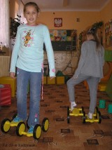 Radosna Szkoła_SP w Radzyminku_2010_044