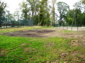 Budowa boiska do piłki siatkowej przy ZS w Nacpolsku_11.09.2014r. (3)
