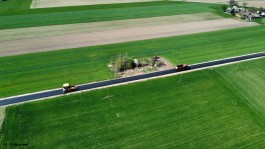 Przebudowa drogi w Postróżu_20_04_2023_dron (3)