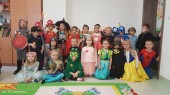 Międzynarodowy Dzień Postaci Bajek_SP Naruszewo (1)