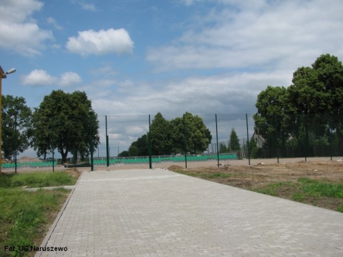Budowa zespołu boisk i urządzeń lekkoatletycznych_27.06.2013r. (0)