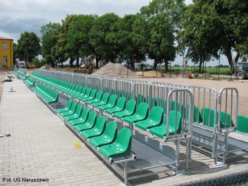 Budowa zespołu boisk i urządzeń lekkoatletycznych_27.06.2013r. (13)