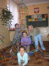 Radosna Szkoła_SP w Radzyminku_2010_068