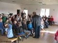 Spotkanie dzieci z pisarzem Drabikiem_Radzymin_09.10.2013r. (24)