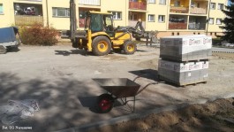 Wykonanie remontu placu postojowego w Nacpolsku_20042020 (4)