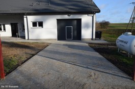 Utwardzenie kostką brukową terenu przy świetlicy w Strzembowie_2020 (2)