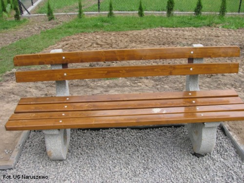 Zagospodarowanie terenu przestrzeni publicznej w centrum wsi Naruszewo_2013 (136)
