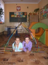 Radosna Szkoła_SP w Radzyminku_2010_062