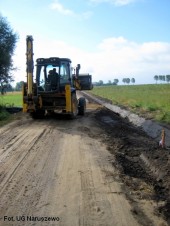 Przebudowa drogi gminnej w Radzyminie_2012 (8)