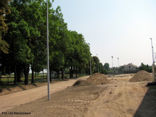 Budowa zespołu boisk i urządzeń lekkoatletycznych_27.06.2013r. (35)