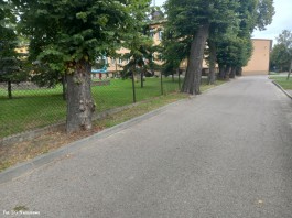 Poprawa stanu technicznego boiska w Naruszewie_30_31_08_2022 (16)