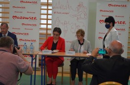 MIAS2020_podpisanie umowy (2)