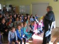 Spotkanie dzieci z pisarzem Drabikiem_Nacpolsk_09.10.2013r. (64)