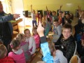 Spotkanie dzieci z pisarzem Drabikiem_Nacpolsk_09.10.2013r. (12)