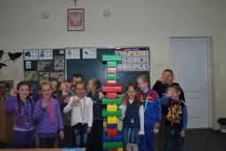 Radosna Szkoła_SP w Nacpolsku_2010_028