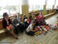 Zajęcia_Papierowy uśmiech_wykonywanie palmy (30)