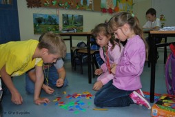 Radosna Szkoła_SP w Nacpolsku_2010_031
