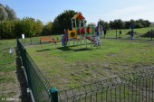 Budowa placu zabaw w Wichorowie_25_09_2020 (2)