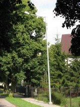 Zainstalowanie lamp oświetlenia ulicznego_2008_002