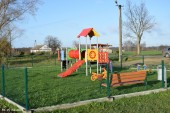 Budowa placu zabaw w Wichorowie_20.11.2020_mf