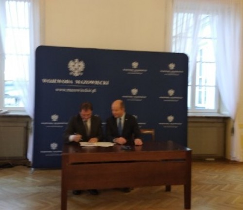 Podpisanie umowy_Pieścidła_18.12 (5)