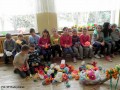 Zajęcia_Papierowy uśmiech_wykonywanie palmy (36)