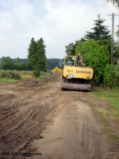 Przebudowa drogi gminnej w Radzyminie_2012 (13)