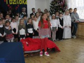 Dzień Babci i Dziadka_SP Radzymin2011 (29)