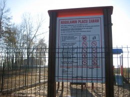 Budowa placów zabaw w Krysku i w Nacpolsku_28.10.2014r._Krysk (7)