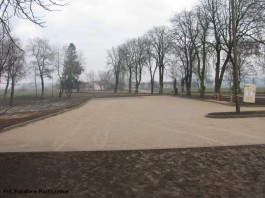 Utwardzenie placu w Radzyminie_na gotowo_2014