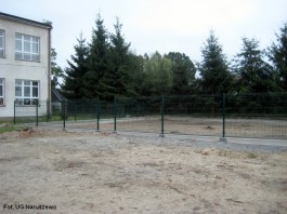 Budowa placu zabaw w Radzyminku_01.09.2014r.