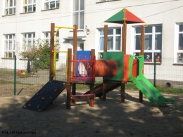 Budowa placu zabaw w Radzyminku_28.10.2014r. (4)