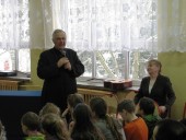 Dzień Babci i Dziadka_SP Radzymin2011 (7)